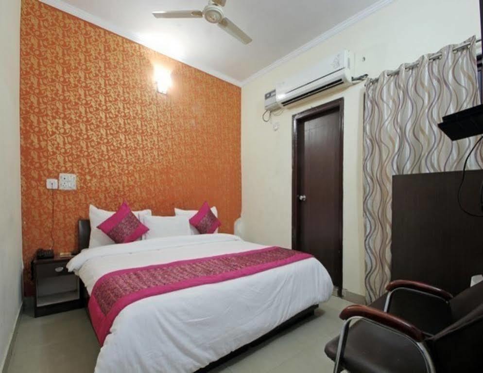 Hotel Le Princess @ Airport New Delhi Exterior photo